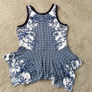 Karen Kane Sleeveless Shirt