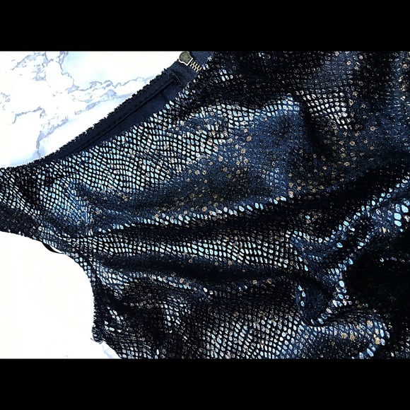 Velvet Reptile Dress - Picture 6 of 6