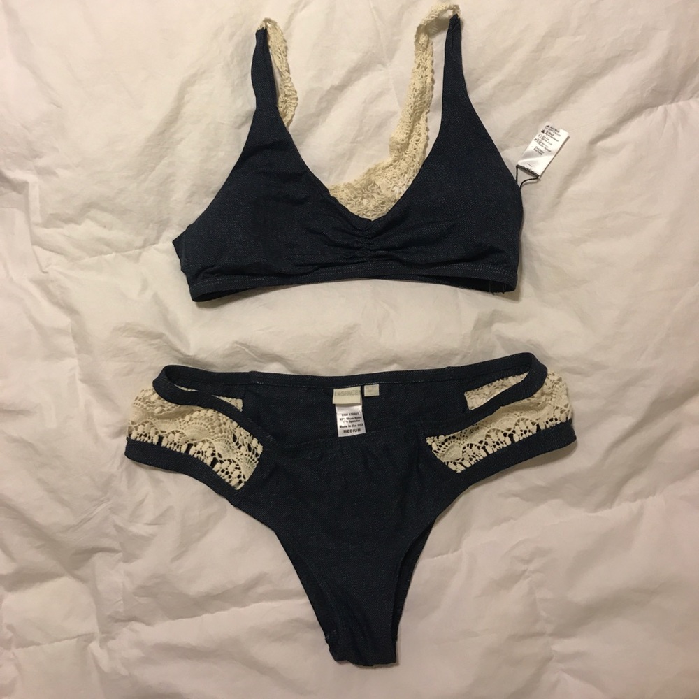 L space bikini top