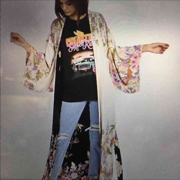 Spell Blue Skies Luxe Kimono Black/white - Picture 4 of 4