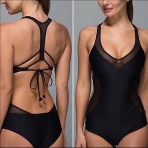 Lululemon swimsuit size 4