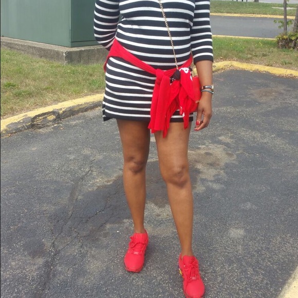 Meet your Posher, Louise - Picture 1 of 1