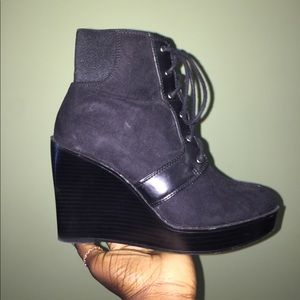 Zara Black Wedges