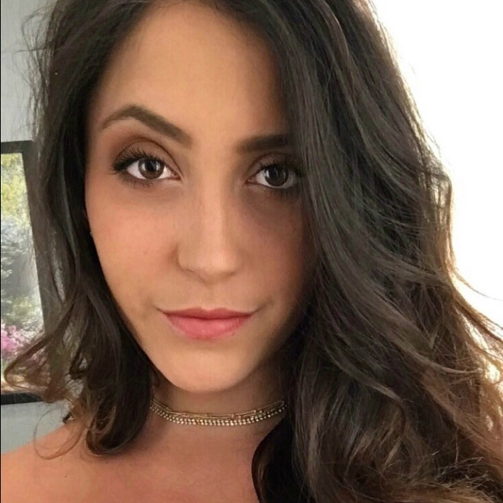 Meet your Posher, Haley