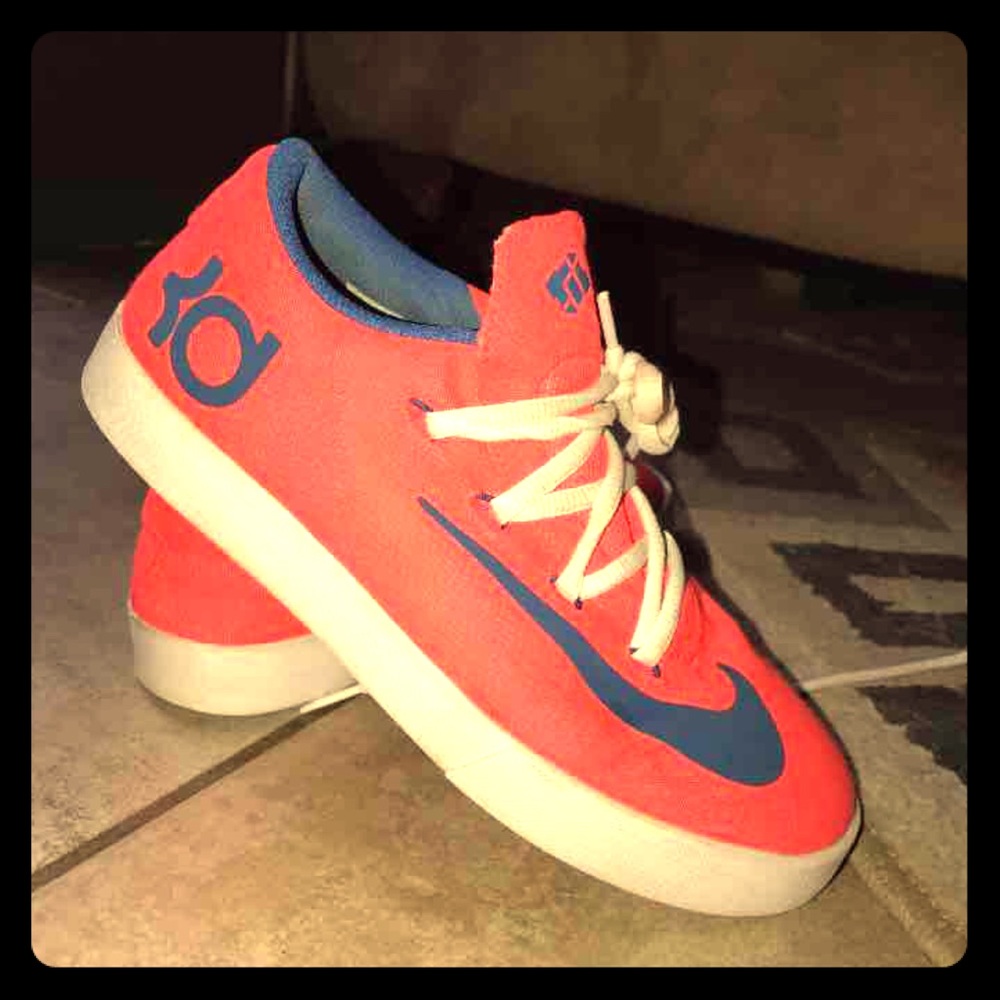 Nike shoes