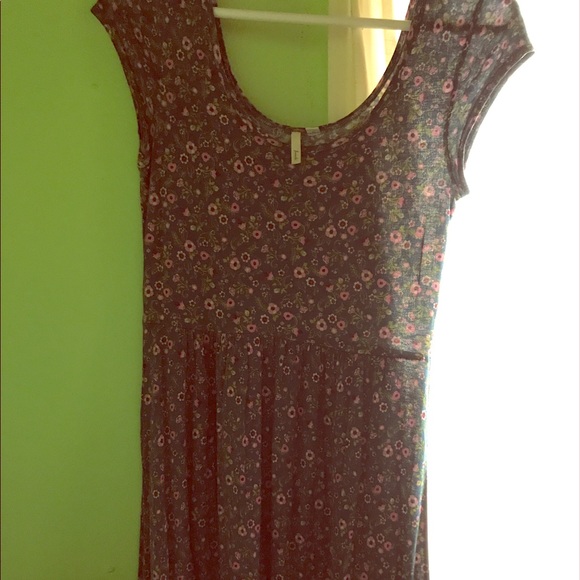 Knee length sundress - Picture 1 of 2