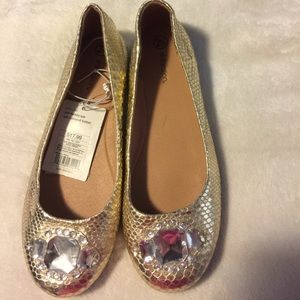 Gold flats with rhinestone detail - 2 1/2