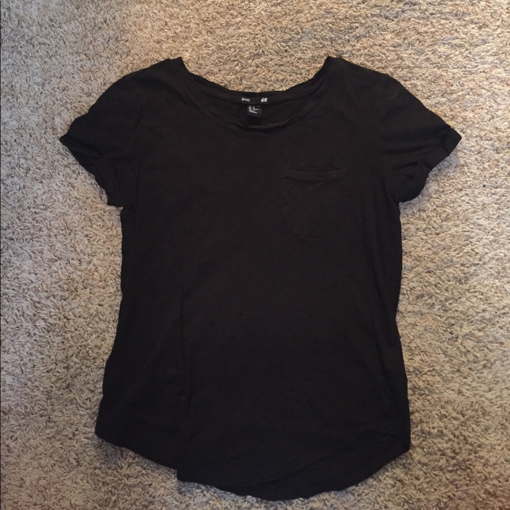 Black t shirt