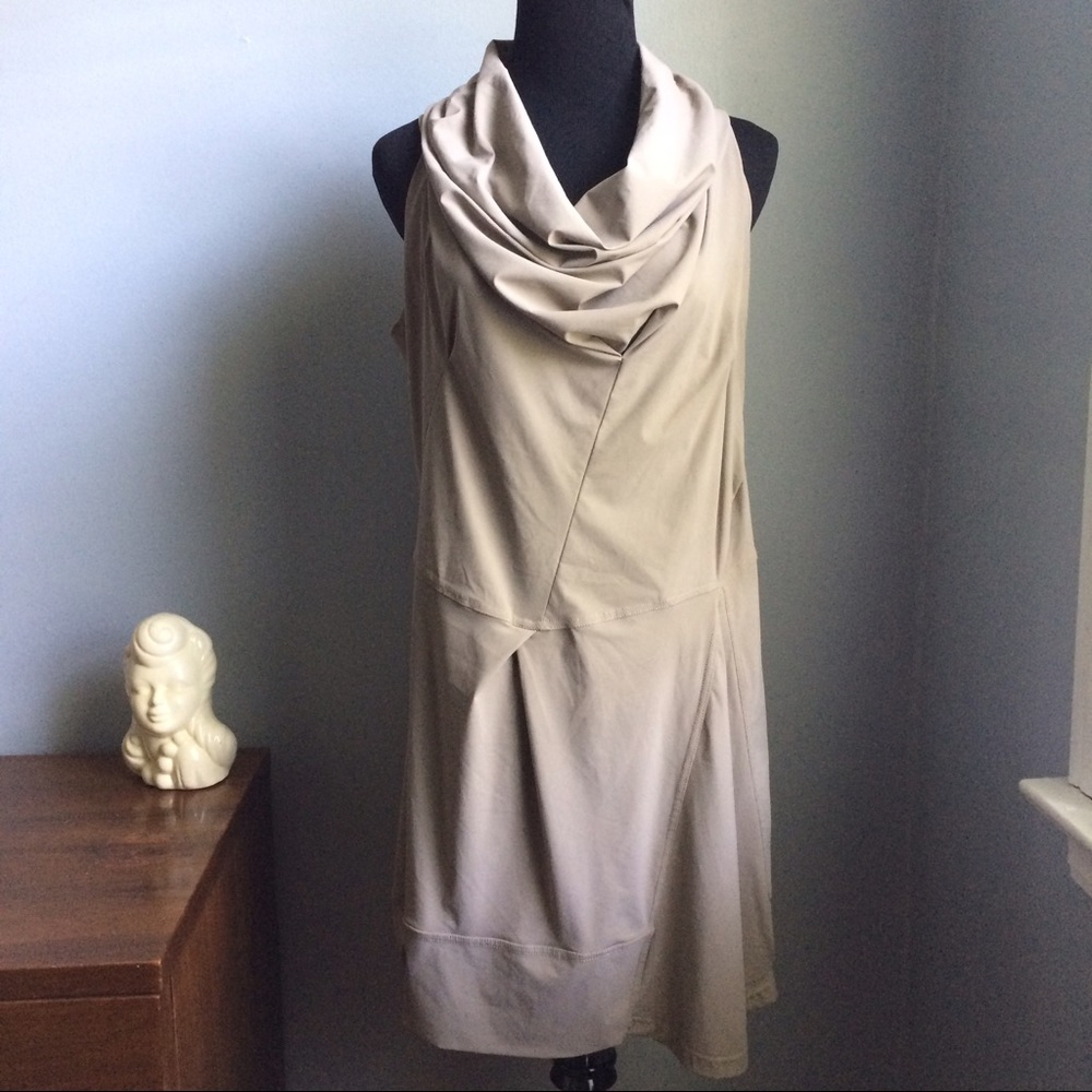 Dolce Vita Taupe Sleeveless Tunic Dress