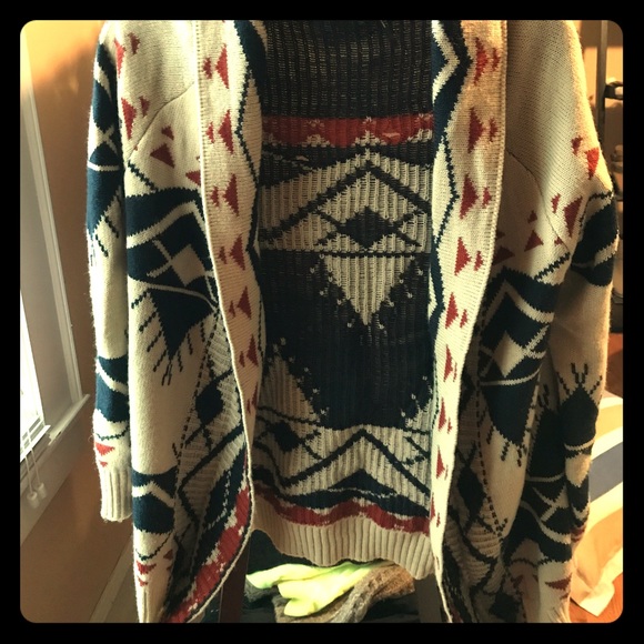 Cozy Boutique Sweater - Picture 1 of 2