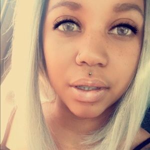 Meet your Posher, Tkeyah