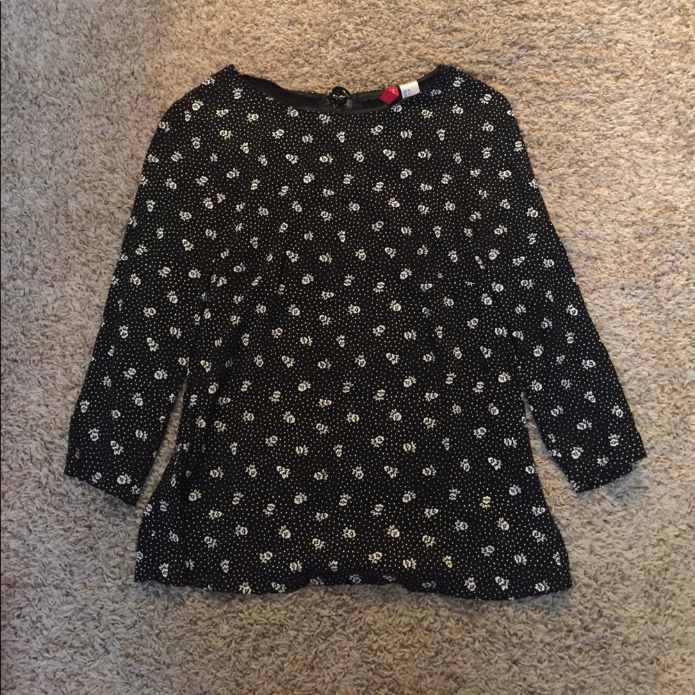 Black H&M blouse