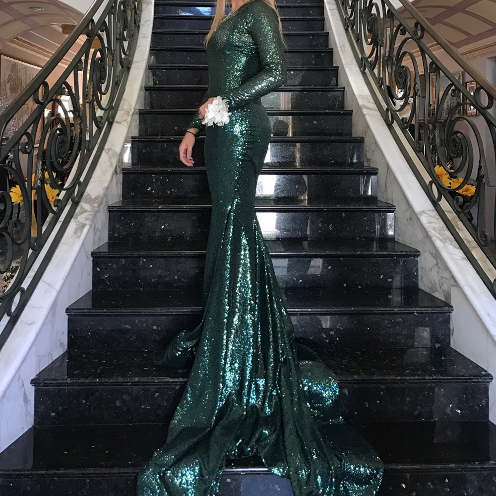 Emerald Green Sequin Prom Dress