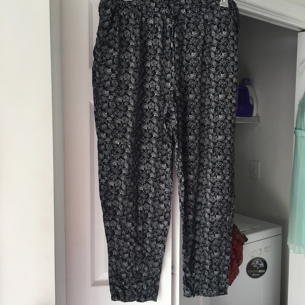 Black patterned pants