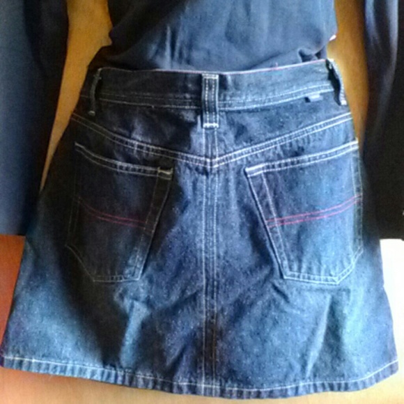 Tommy Hilfiger Dresses & Skirts - Tommy Hilfiger skirt