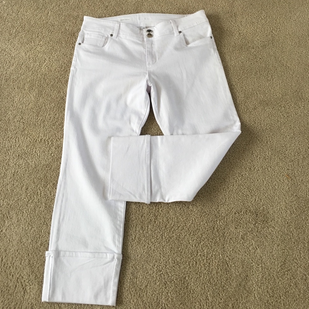 "Kut" Capris. NWOT