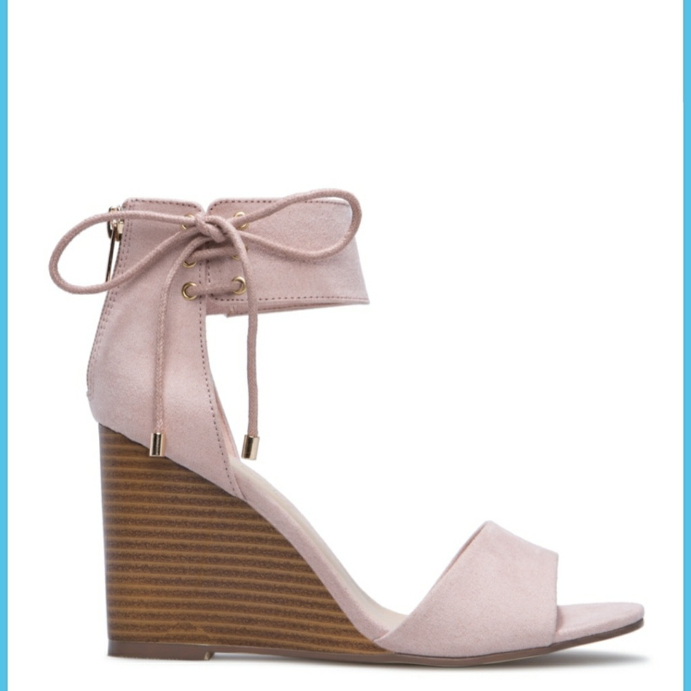 Shoedazzle Blush Maycee 2 Strap Wedges