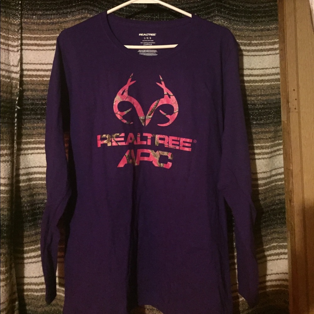 Real tree long sleeve shirt. Only worn once.