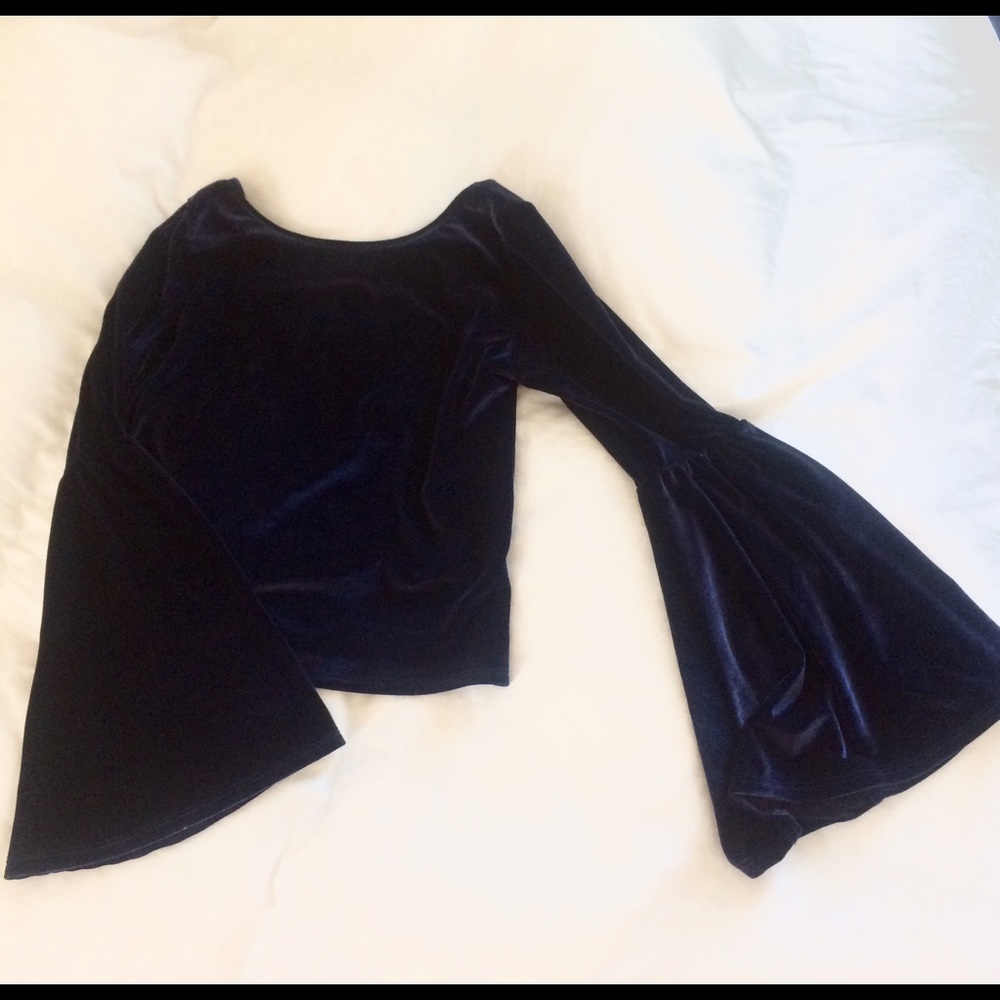 Lulus | Velvet | Bell Sleeve Top | Midnight Blue