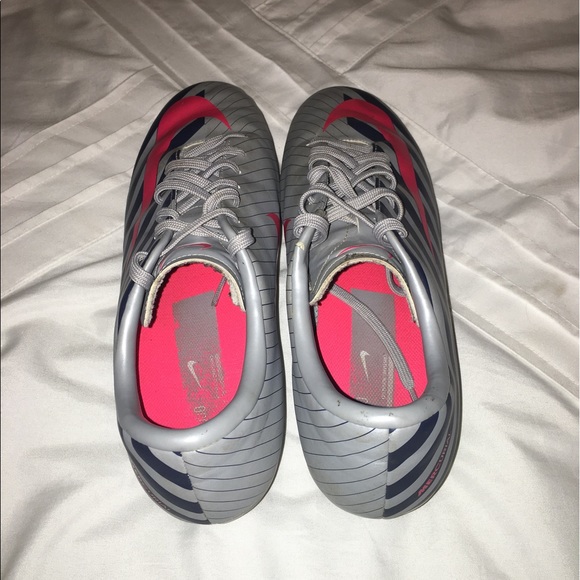 NIKE MERCURIAL Soccer Cleats - Picture 6 of 6