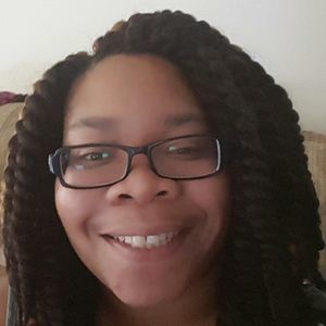 Meet your Posher, Monique