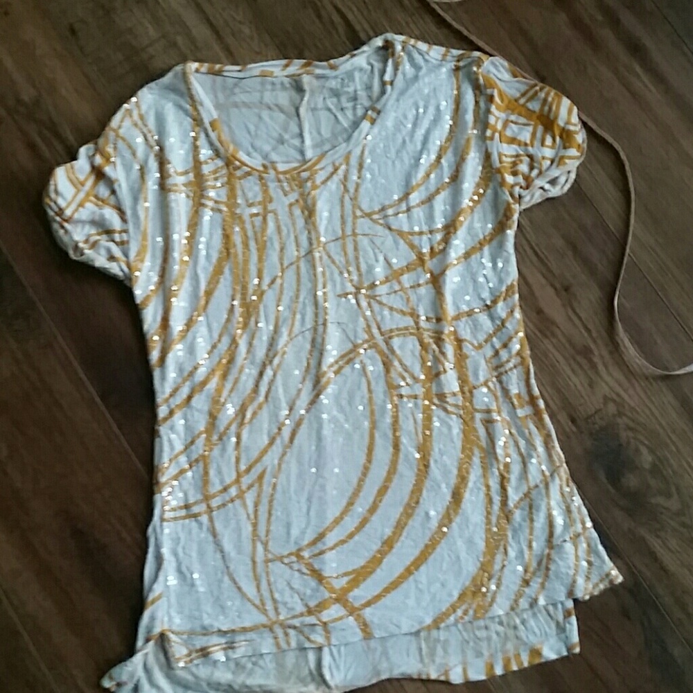 NY & COMPANY dressy tee xs