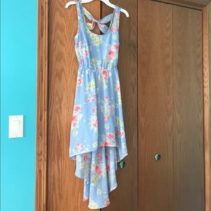 Periwinkle floral hi-lo dress WITH BELT!!