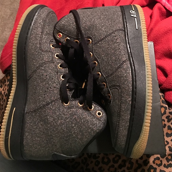 High Top Nike AF1 ((SOLD)) XPosted - Picture 1 of 5