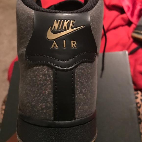 High Top Nike AF1 ((SOLD)) XPosted - Picture 3 of 5