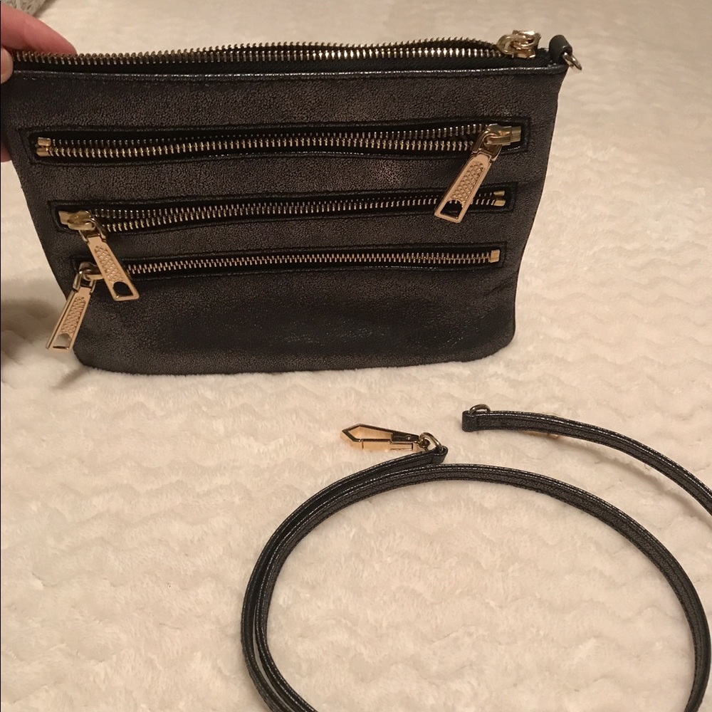 Clutch or crossbody bag. Used 1-2 times!