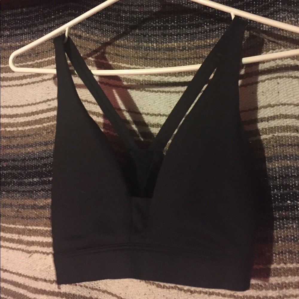 Sports bra