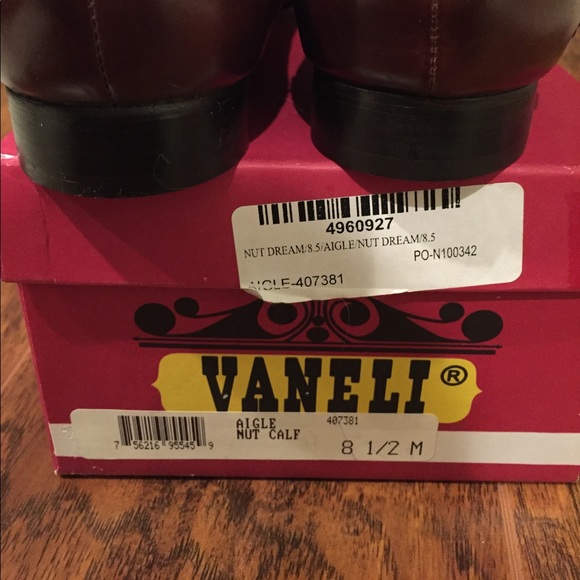 LAST CHANCE! NWT-Vaneli Aigle Loafer, Nut Dream Calf - Picture 5 of 5