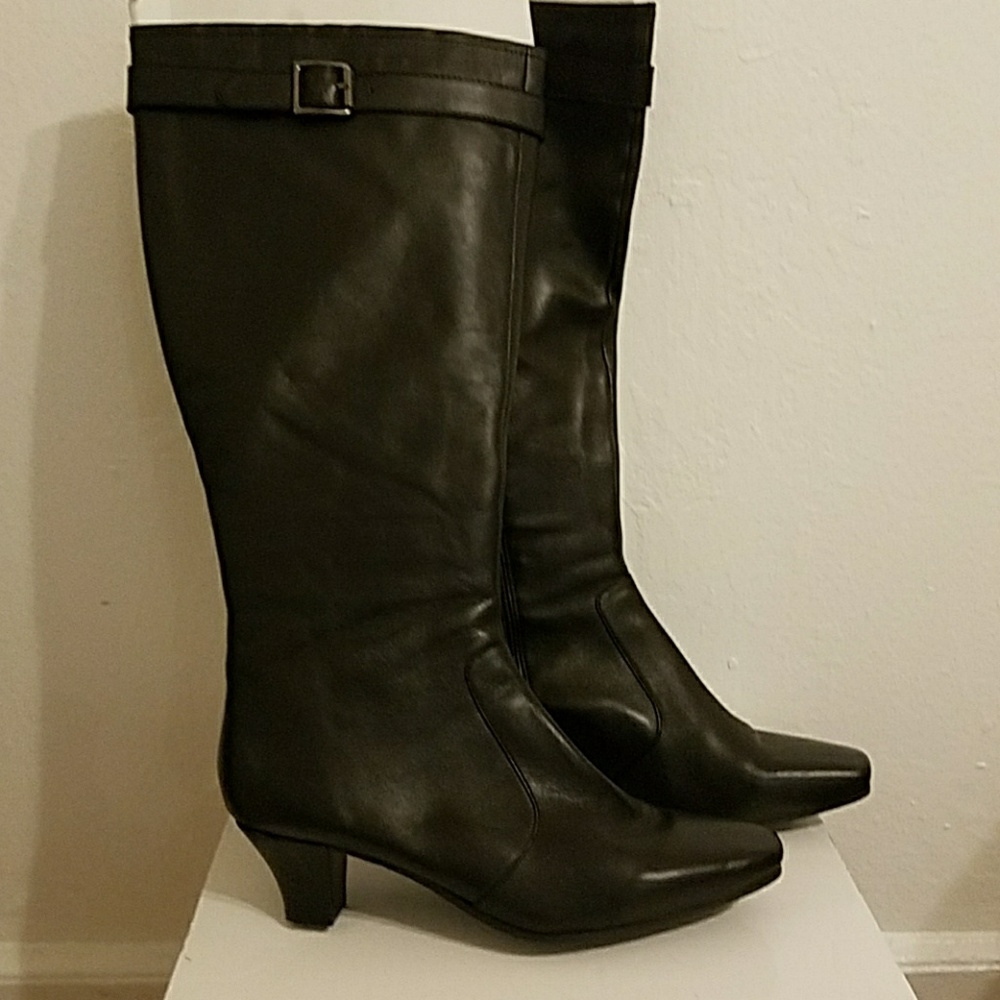Eddie bauer black wide calf boots size 9
