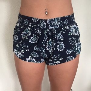 Floral high waisted soft American Eagle shorts