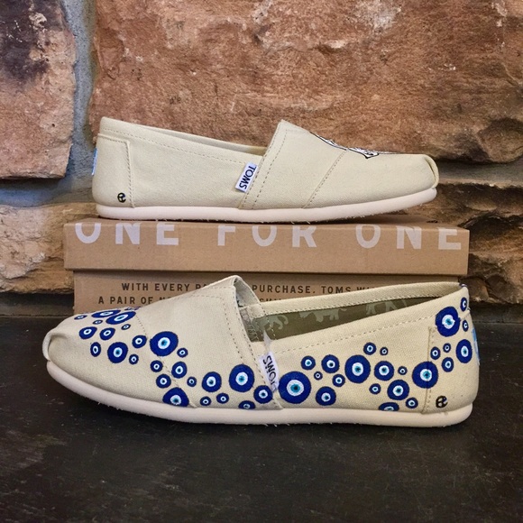 Hamsa evil eye custom hand painted TOMS beige - Picture 2 of 2