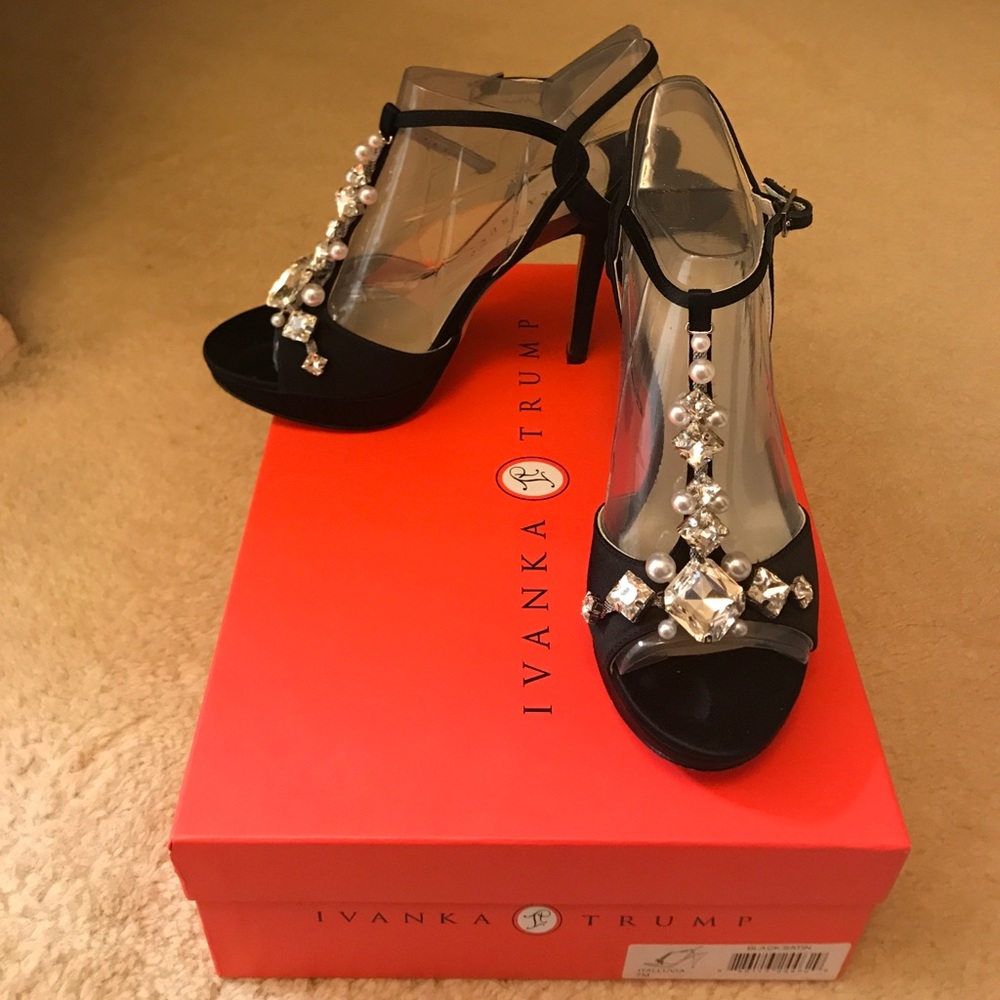 Ivanka Trump Beautiful Heels! Perfect condition!