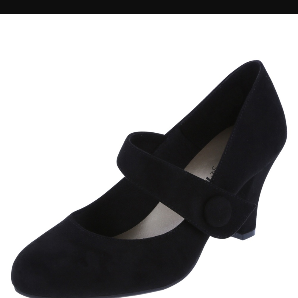 American Eagle shoes