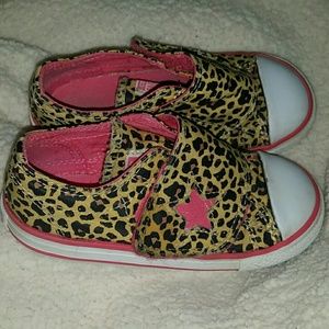 Girls converse shoes