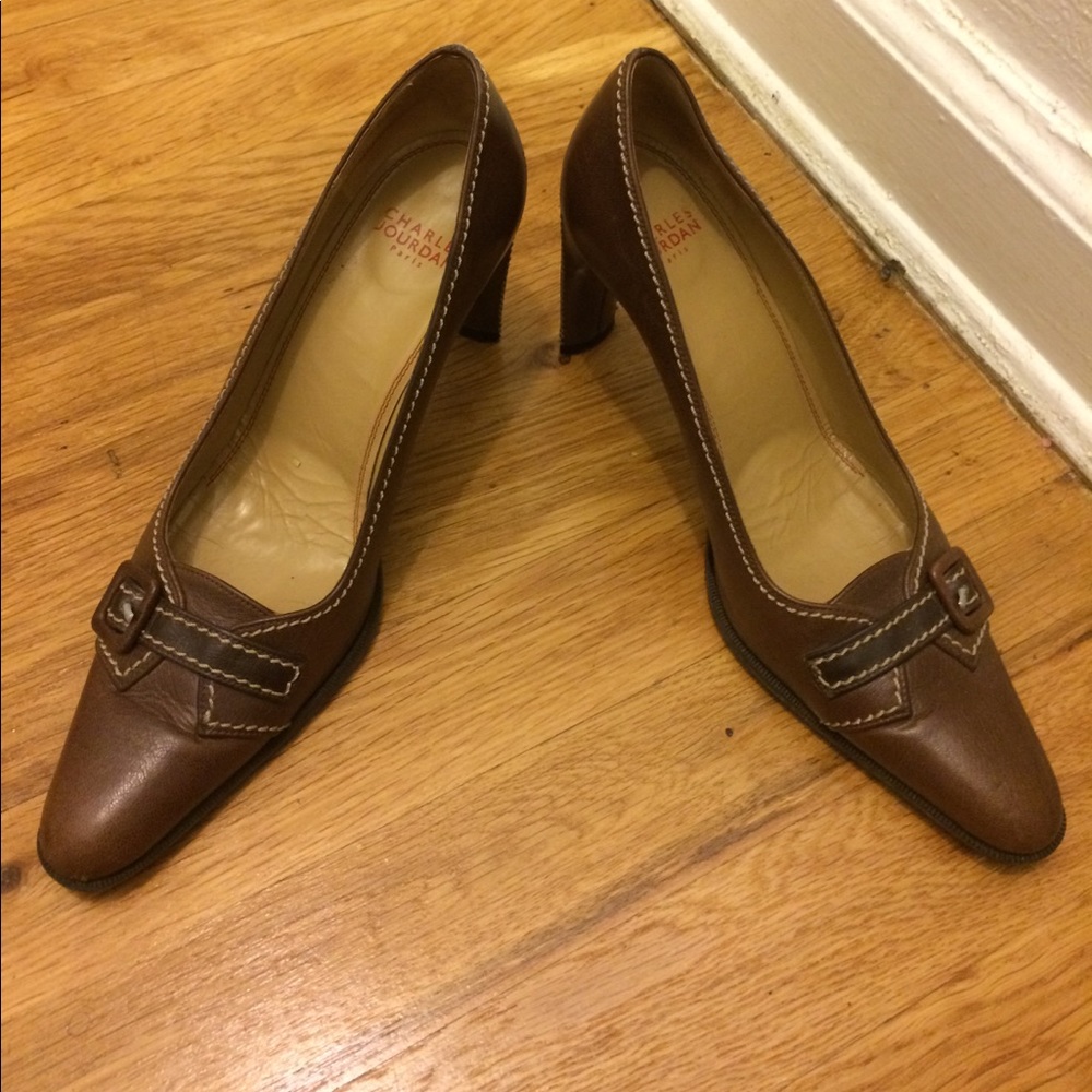 Brown leather Charles Jourdan