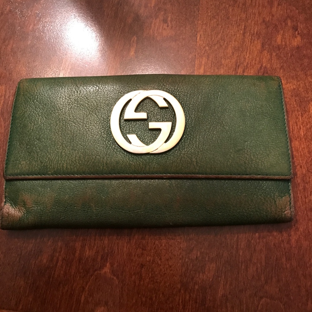 Gucci