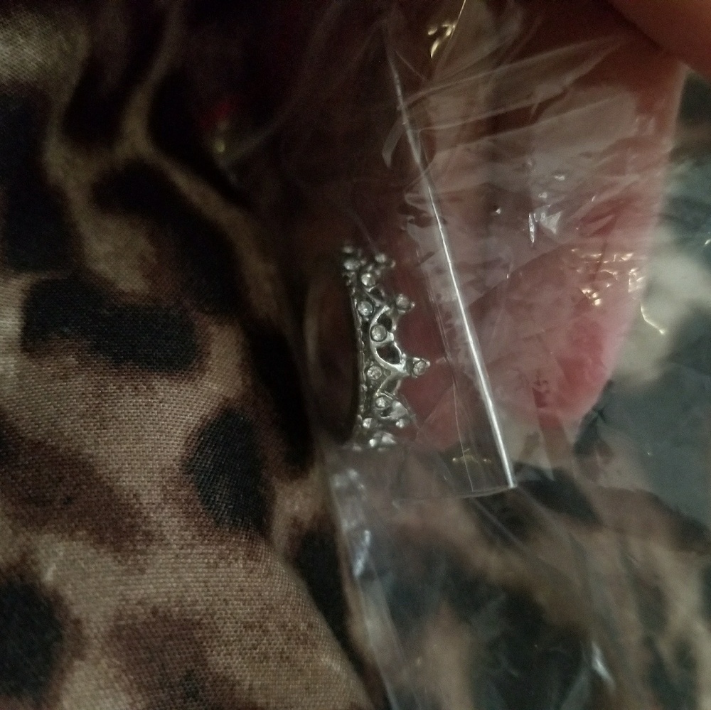 Ring - Picture 2 of 3