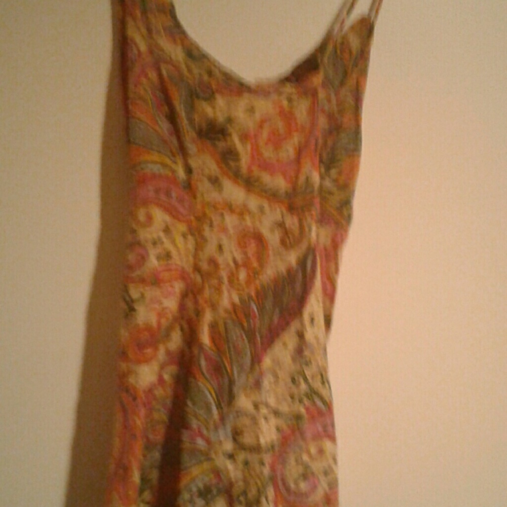 Dress - Picture 3 of 4