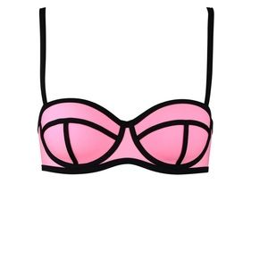 🔥 TRIANGL SWIM TOP🔥