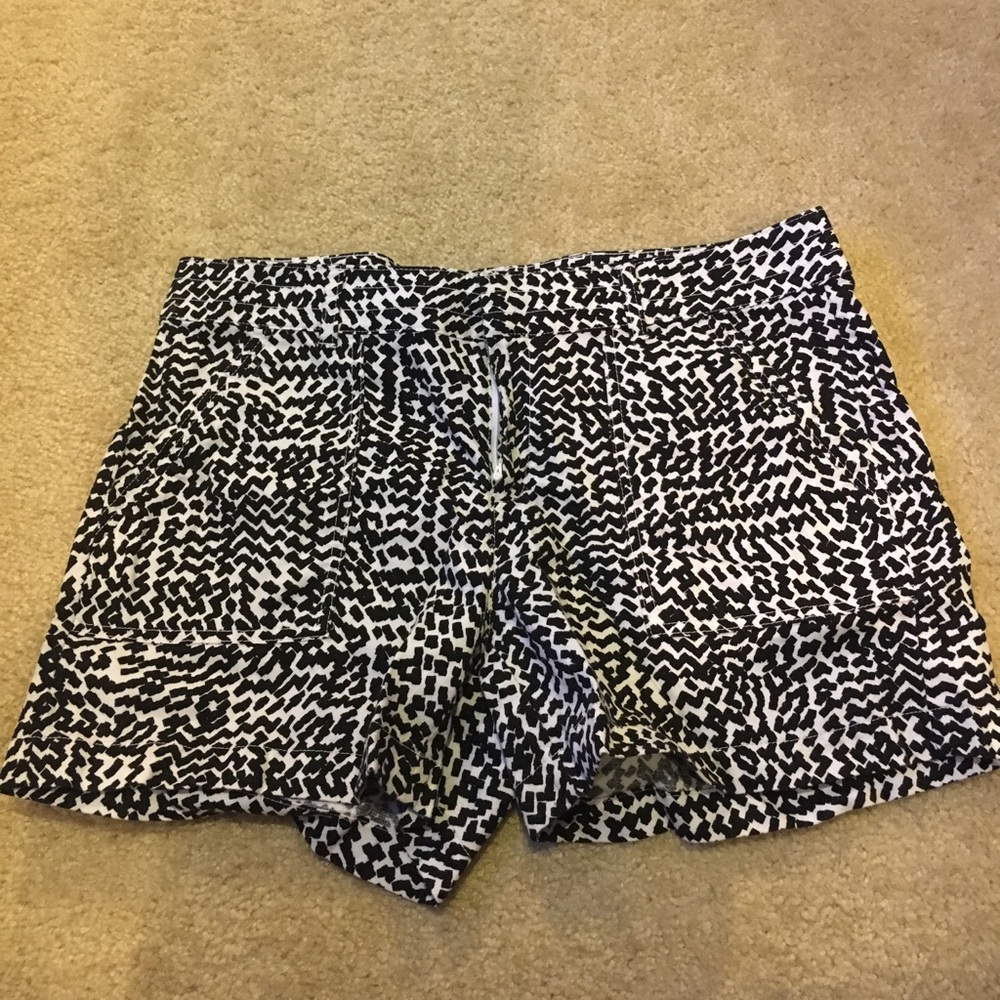 B/W Banana Republic Shorts