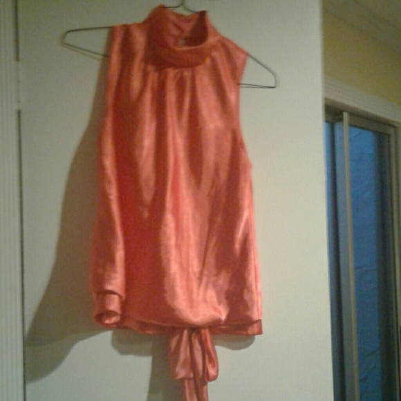 Top - Picture 4 of 4