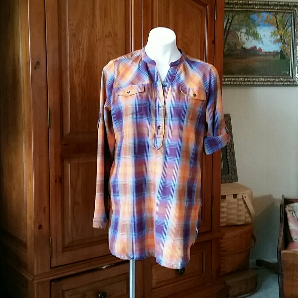 Light flannel Henley top/tunic