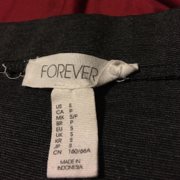 Pencil skirt - Picture 2 of 2