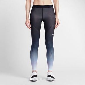 Nike pro Hyperwarm leggings
