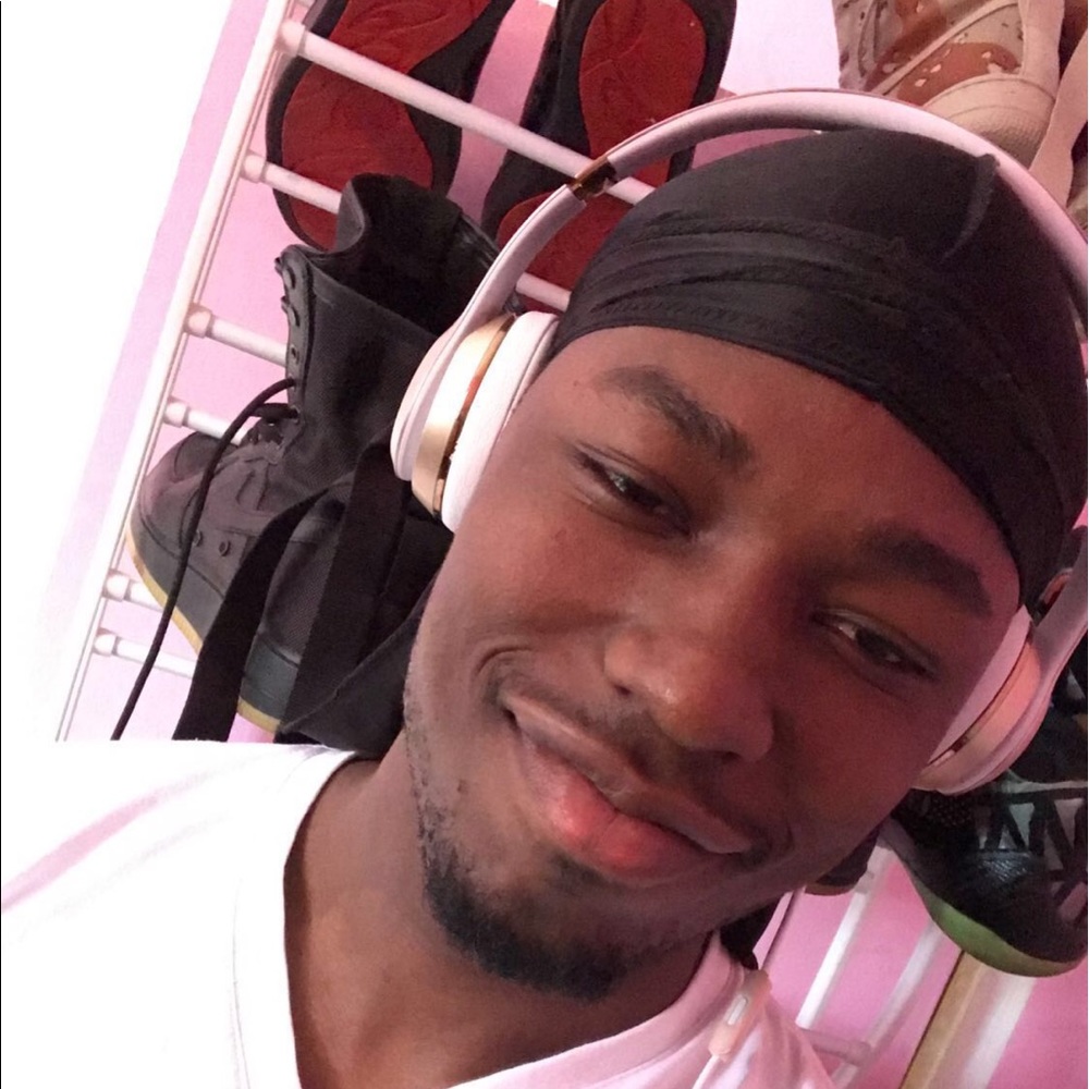 Meet your Posher, Khalil