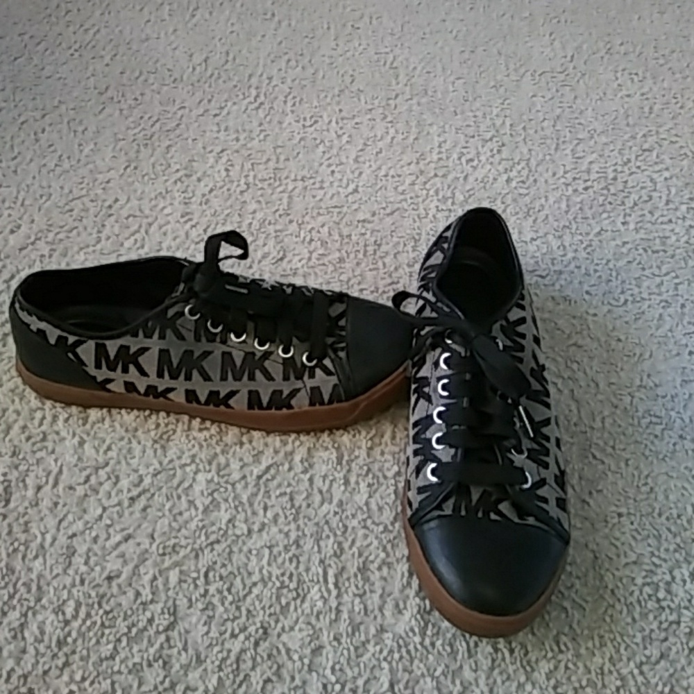 Authentic Michael Kors